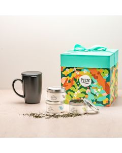 Thee cadeaupakket met zwarte theemok en infuser, speciaal voor de theeliefhebber